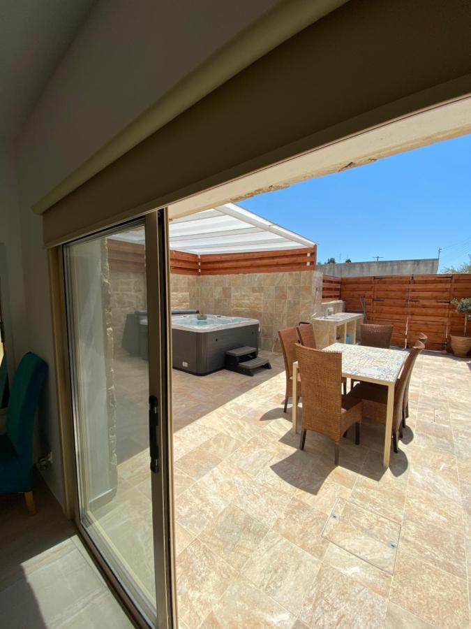 Villa Caerus Paphos Exterior photo